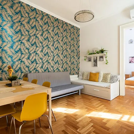 Апартаменты Bajcsy Boulevard Loft