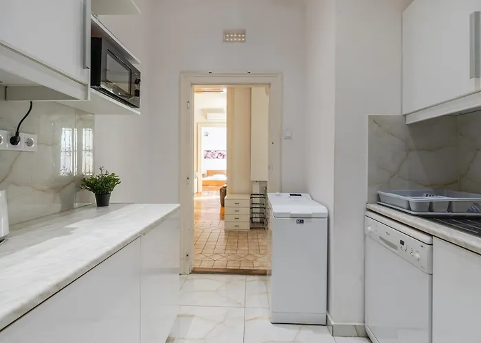 Bajcsy Boulevard Loft Apartmán *