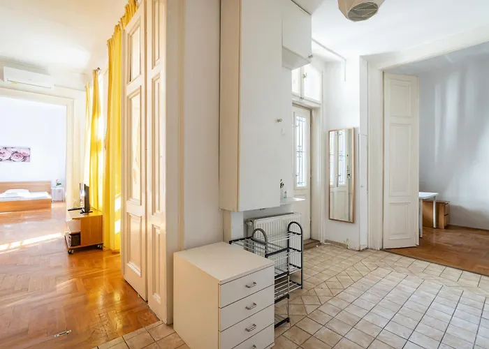Apartmán Bajcsy Boulevard Loft *