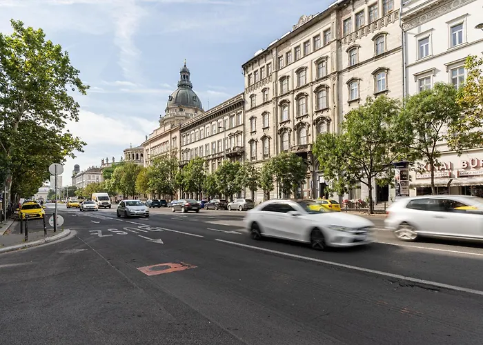 Apartmán Bajcsy Boulevard Loft *